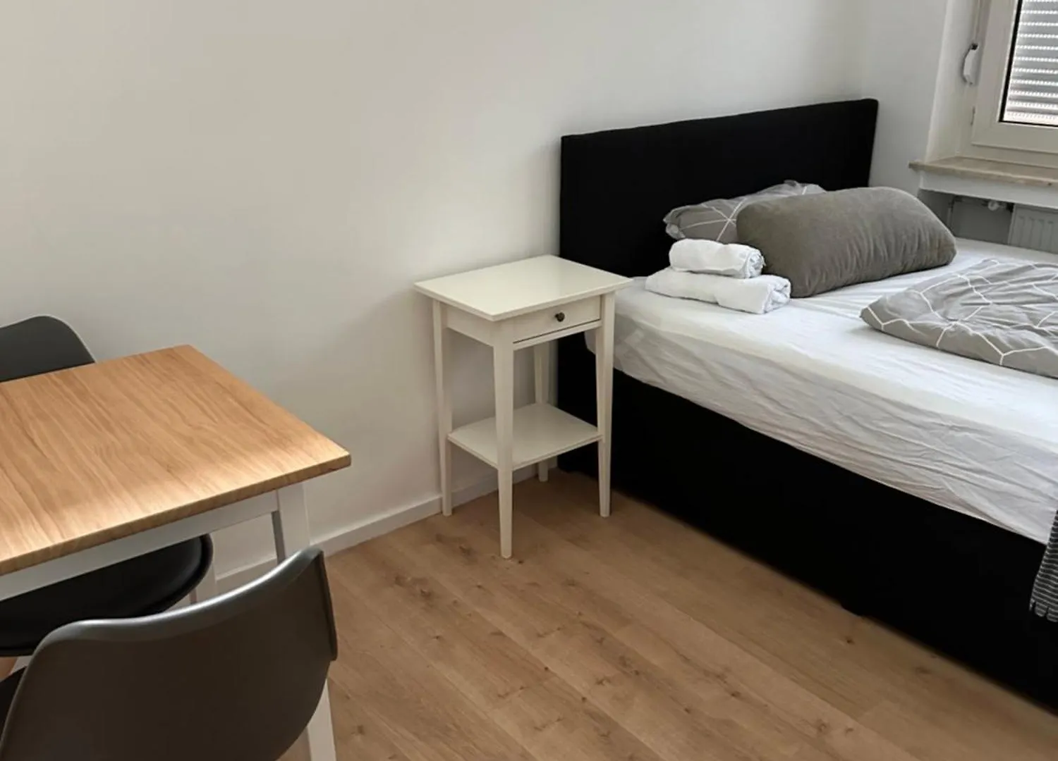 Cheema Apartments פרנקפורט 0*,  גרמניה